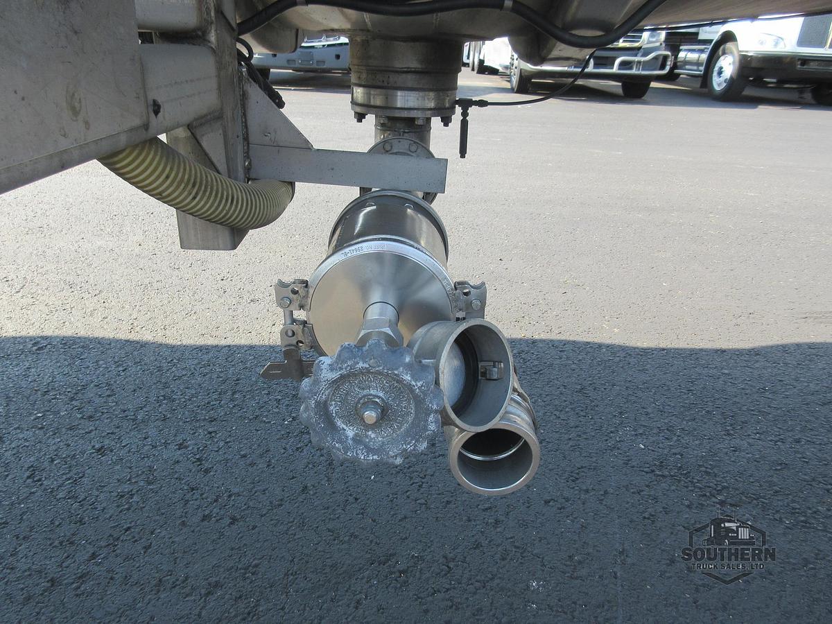 Used 2014 POLAR 42 ft