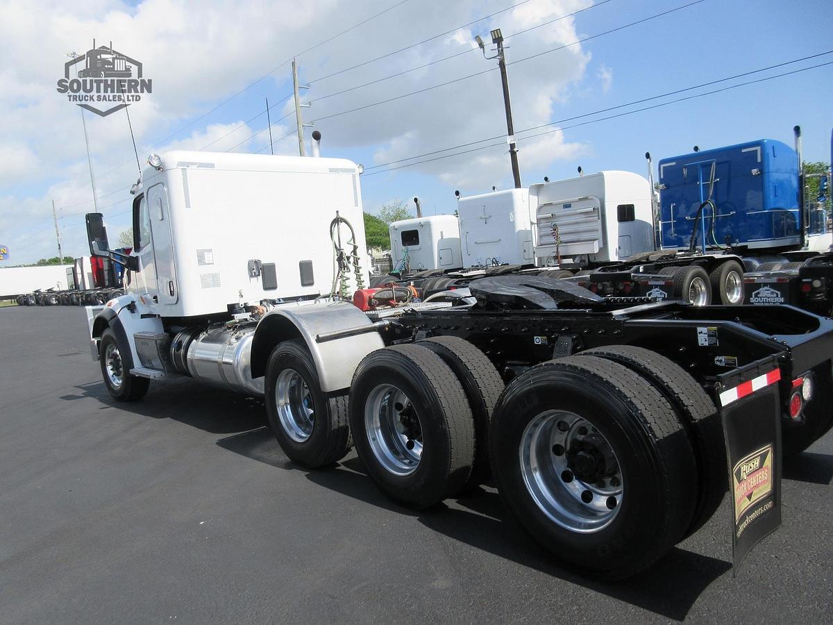 Used 2019 PETERBILT 567