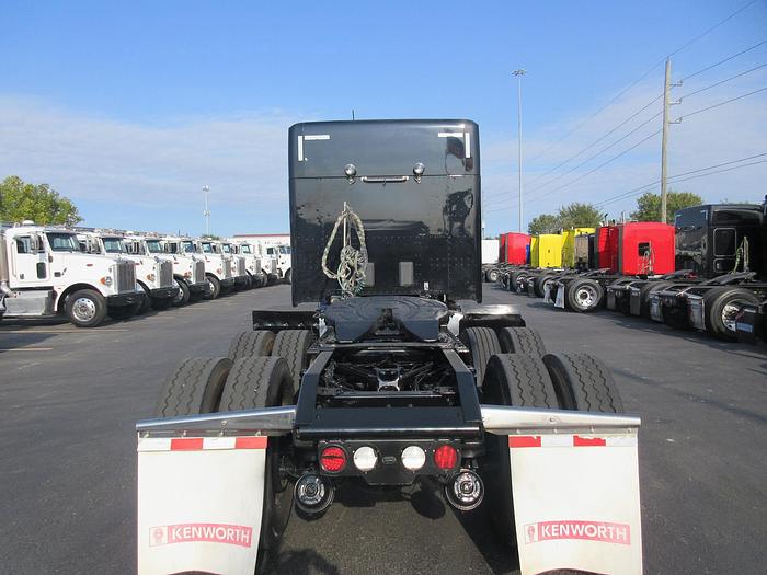 Used 2021 KENWORTH T880