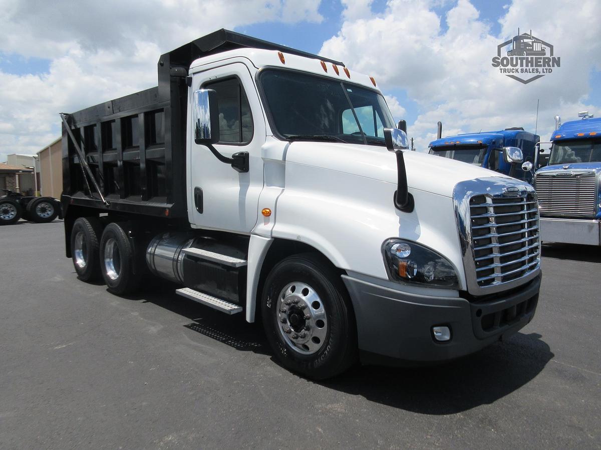Used 2019 FREIGHTLINER CASCADIA 125