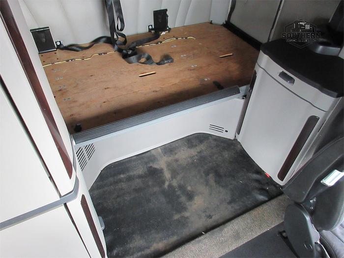 Used 2018 PETERBILT 579