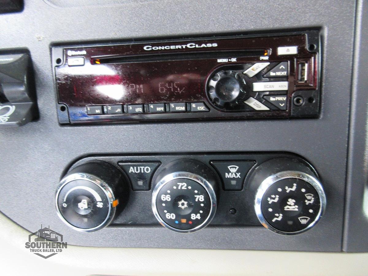 Used 2021 PETERBILT 567