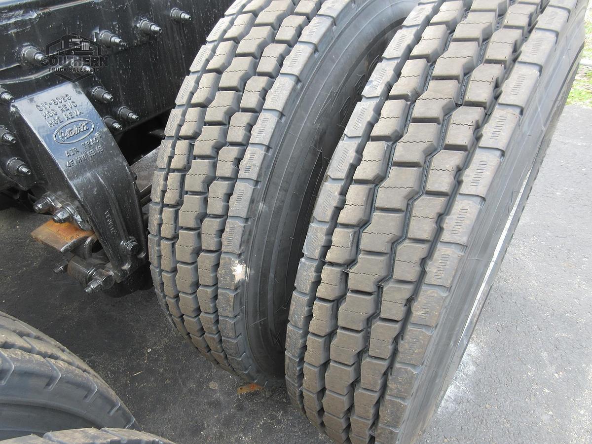 Used 2016 PETERBILT 389