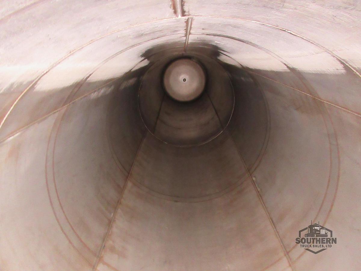 Used 2019 ACRO 5,600 gal