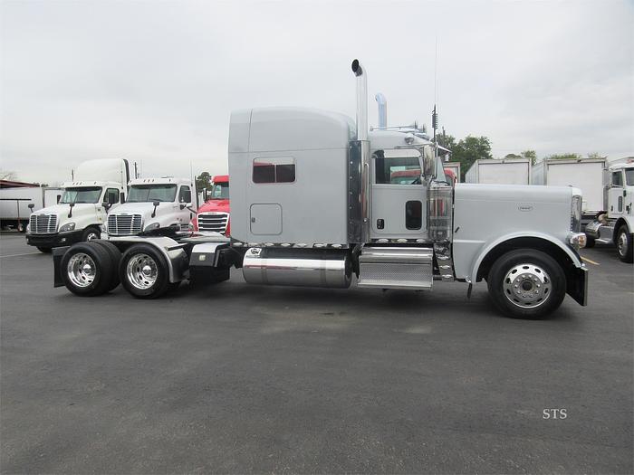 Used 2019 PETERBILT 389