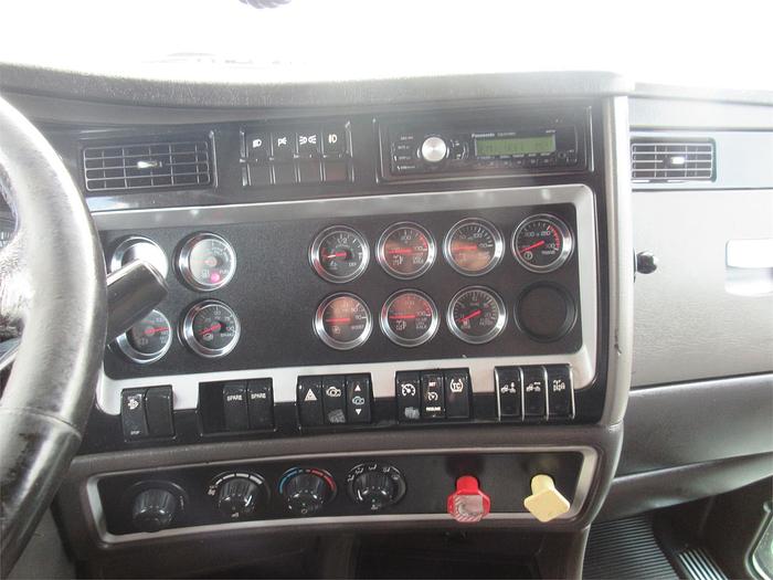Used 2012 KENWORTH T660