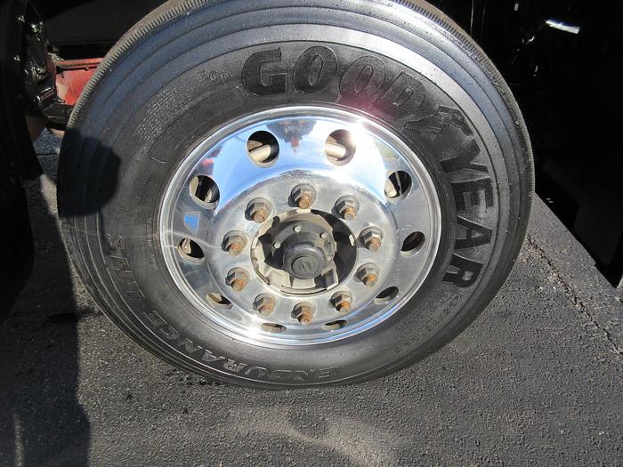 Used 2019 PETERBILT 389