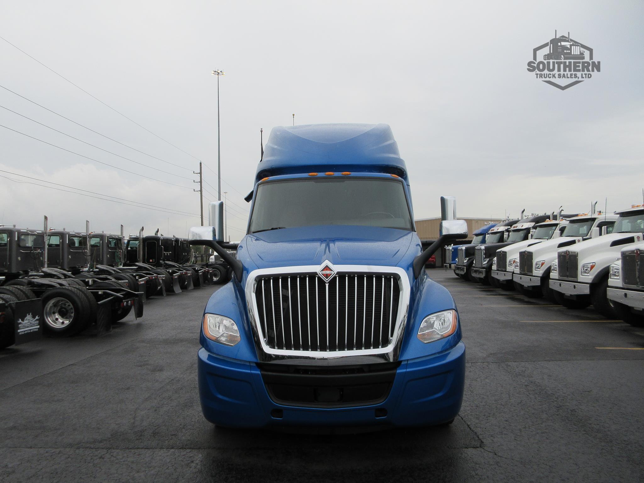 Used 2021 INTERNATIONAL LT