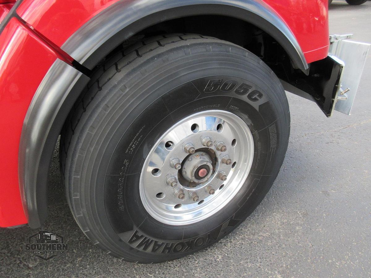 Used 2021 FREIGHTLINER CORONADO 122 SD