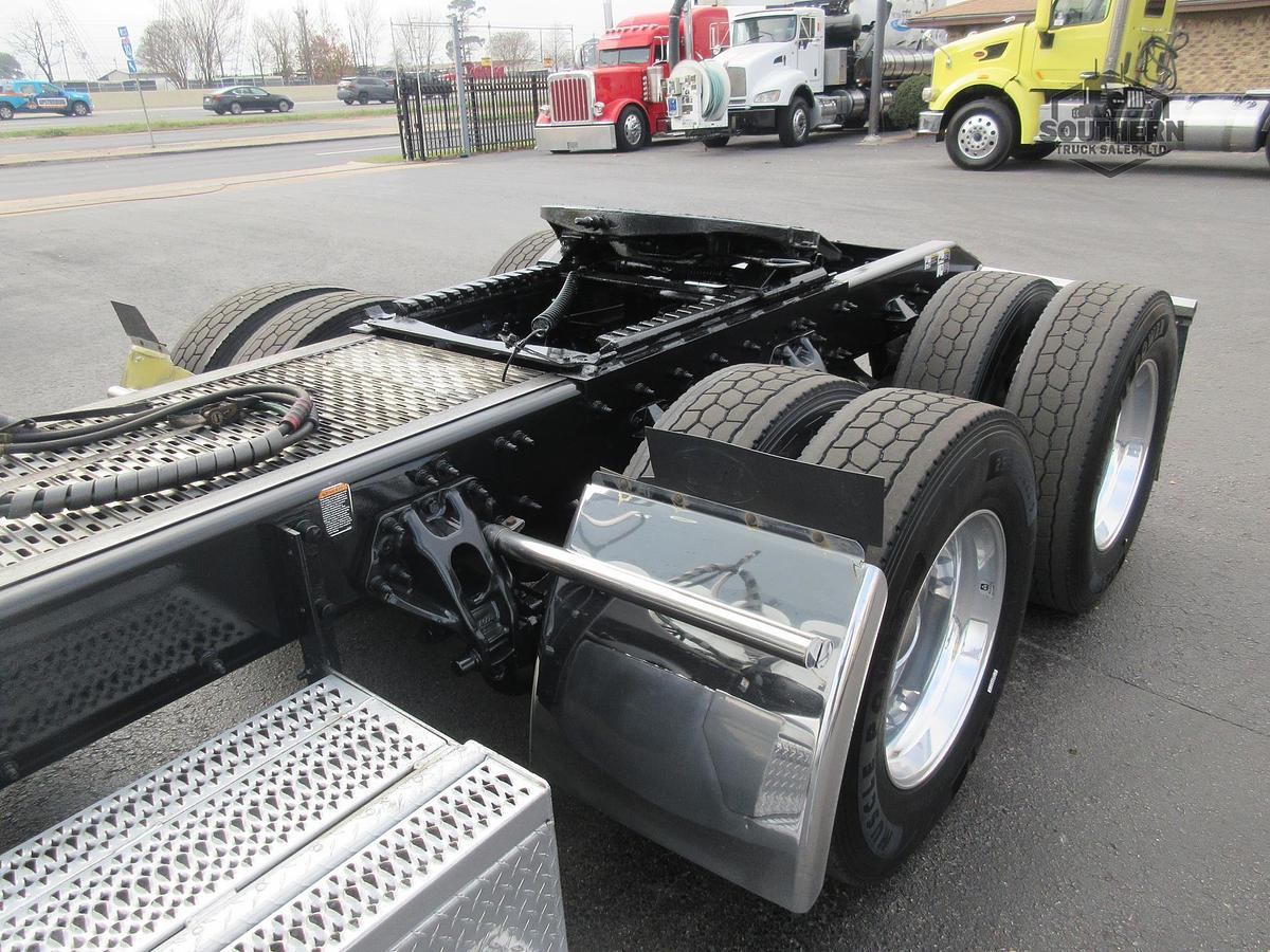 Used 2020 PETERBILT 389