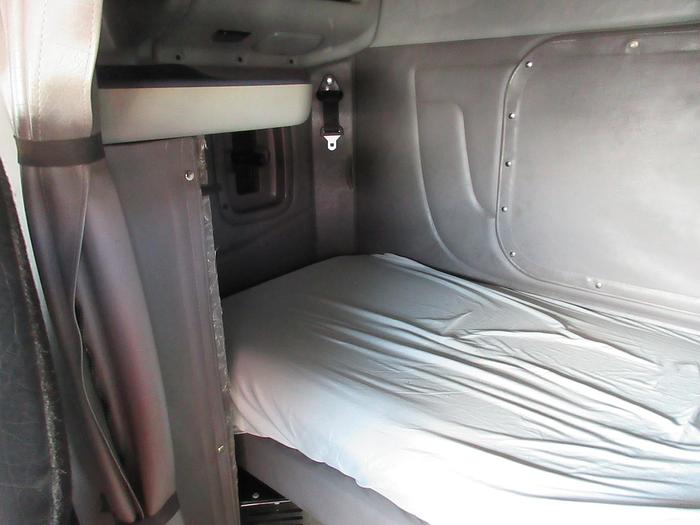 Used 2014 PETERBILT 389