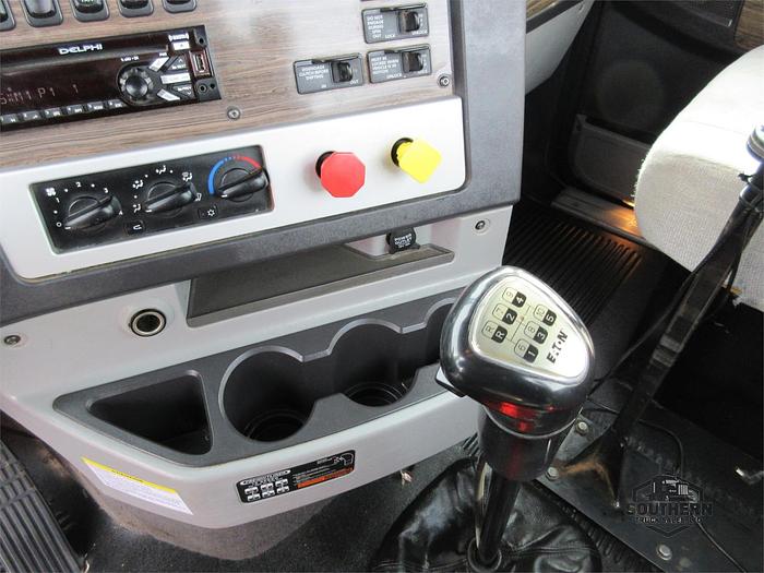 Used 2015 FREIGHTLINER CORONADO 122 SD