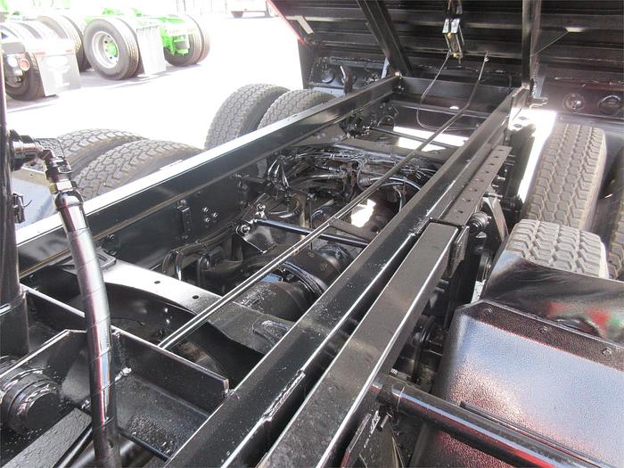 Used 2017 FREIGHTLINER CASCADIA 125