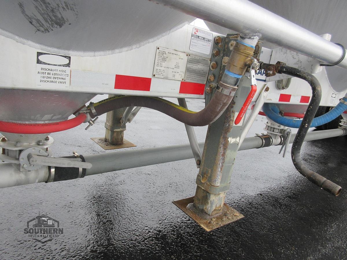 Used 2011 POLAR 42 ft