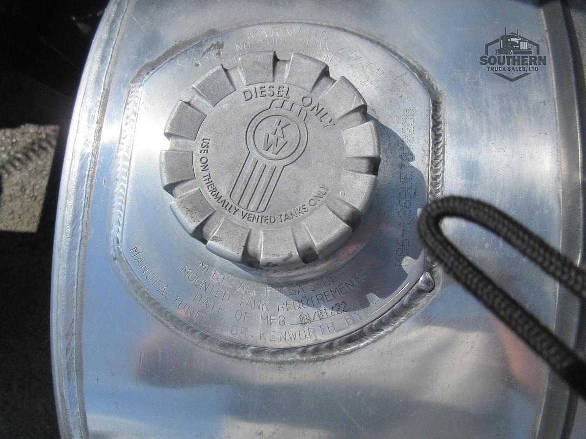 Used 2023 KENWORTH T880