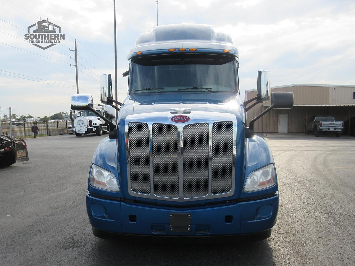 Used 2021 PETERBILT 579