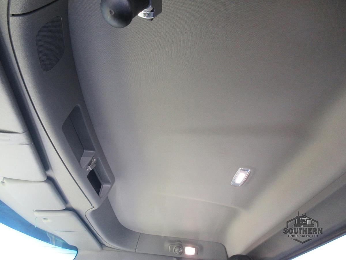 Used 2020 PETERBILT 567