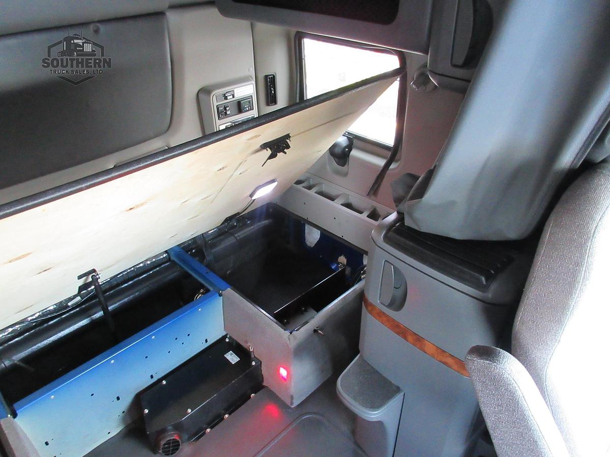 Used 2021 INTERNATIONAL LT