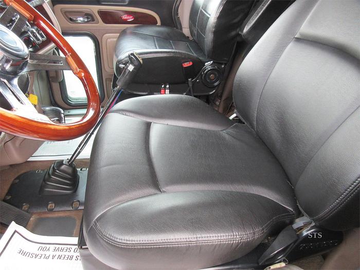 Used 2017 PETERBILT 389