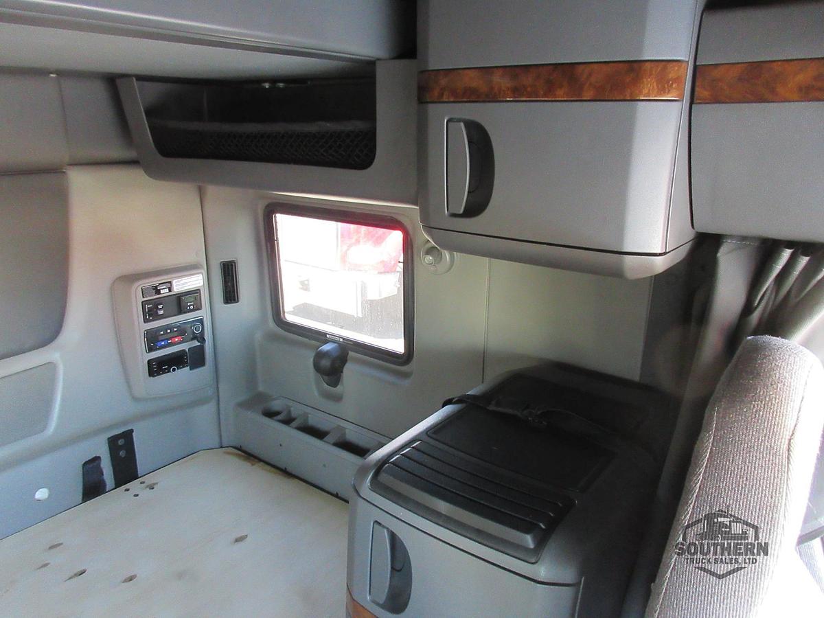 Used 2021 INTERNATIONAL LT