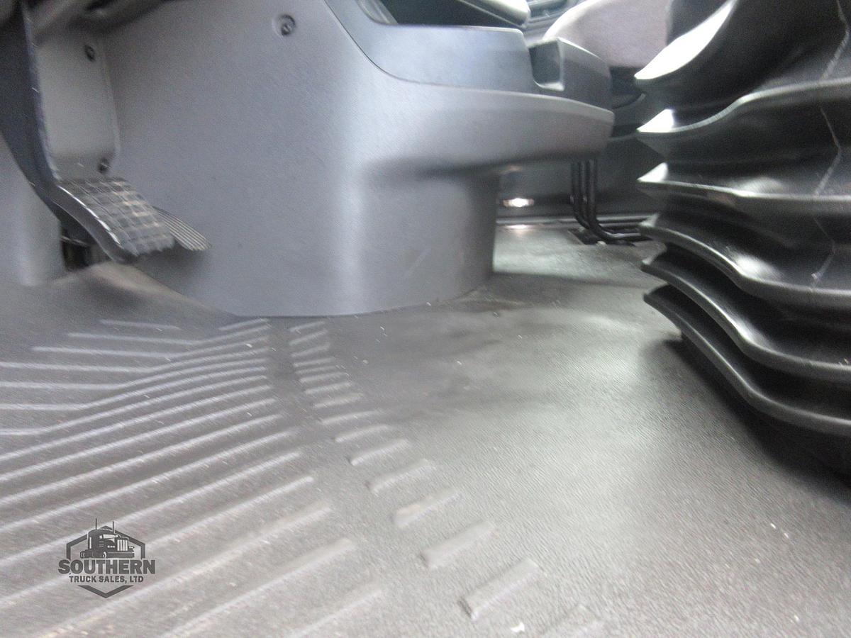 Used 2021 INTERNATIONAL LT