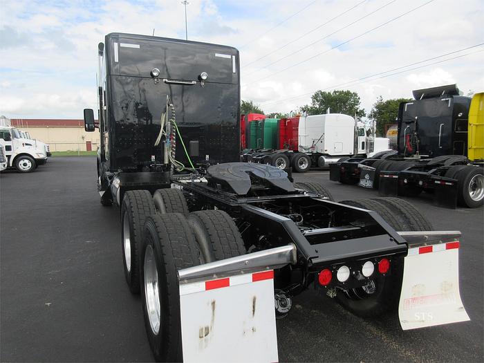 Used 2021 KENWORTH T880