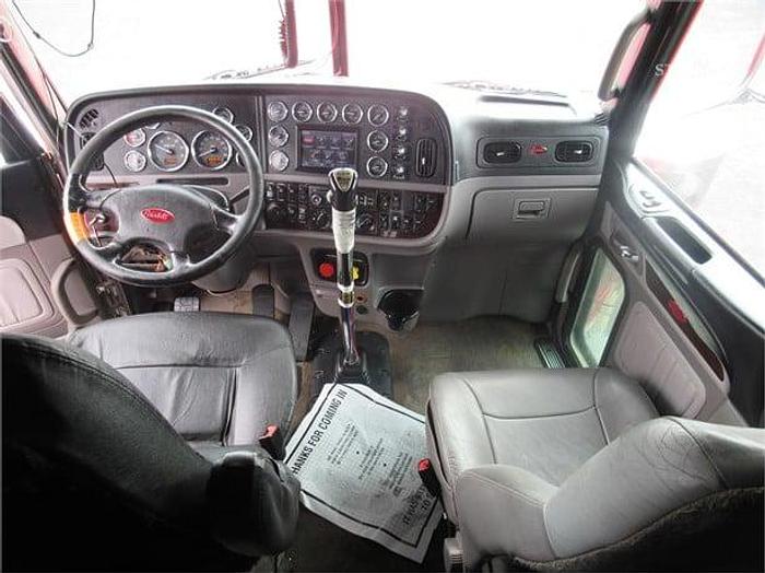 Used 2015 PETERBILT 389