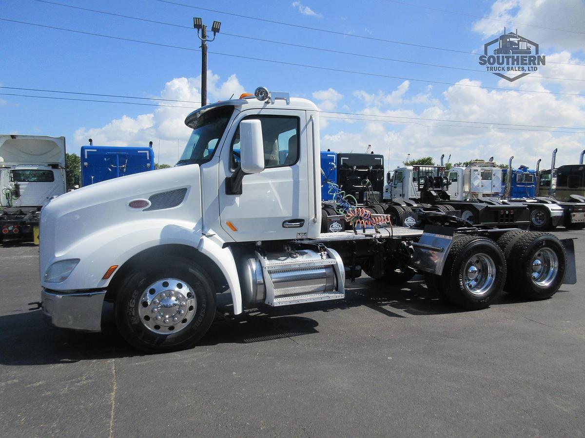 Used 2018 PETERBILT 579