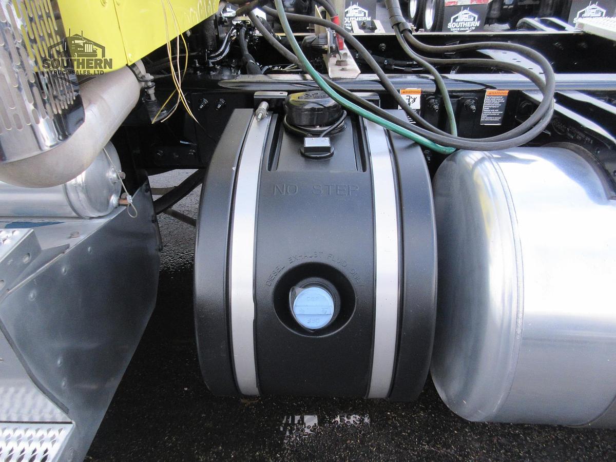 Used 2020 PETERBILT 567