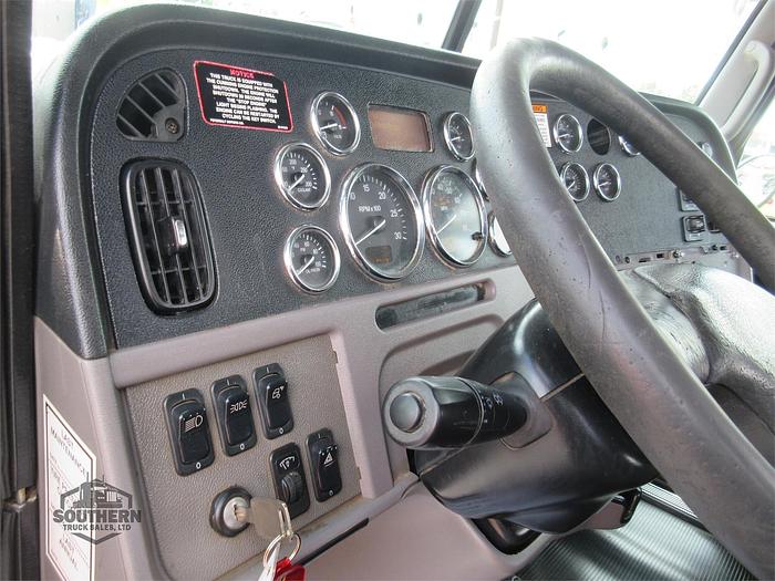 Used 2015 PETERBILT 365