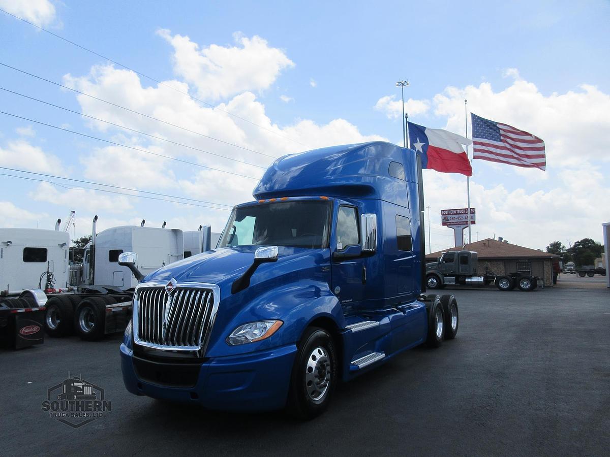 Used 2021 INTERNATIONAL LT
