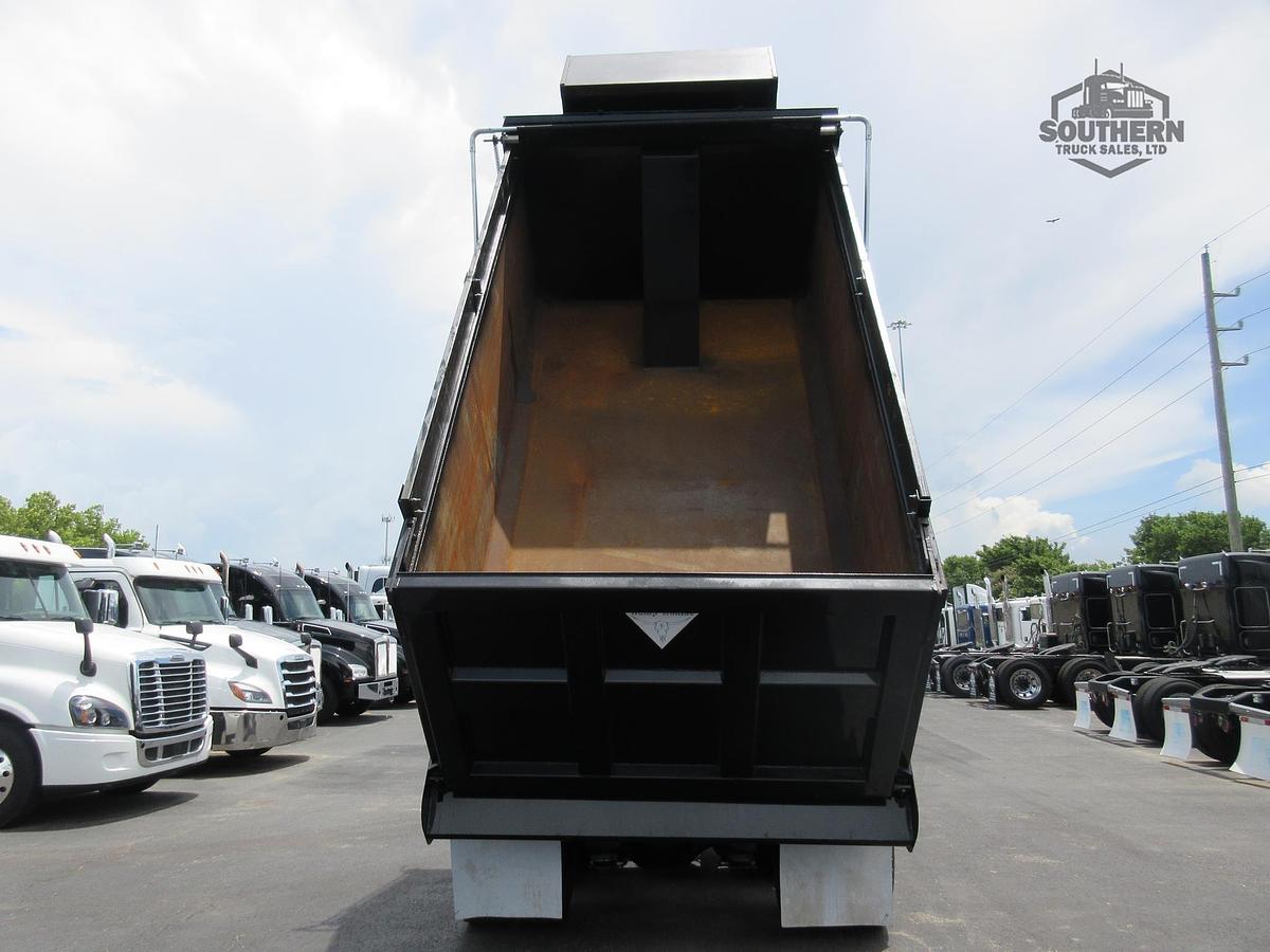 Used 2018 FREIGHTLINER CASCADIA 125