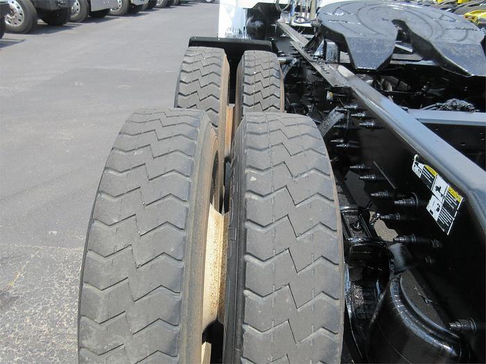 Used 2015 PETERBILT 365