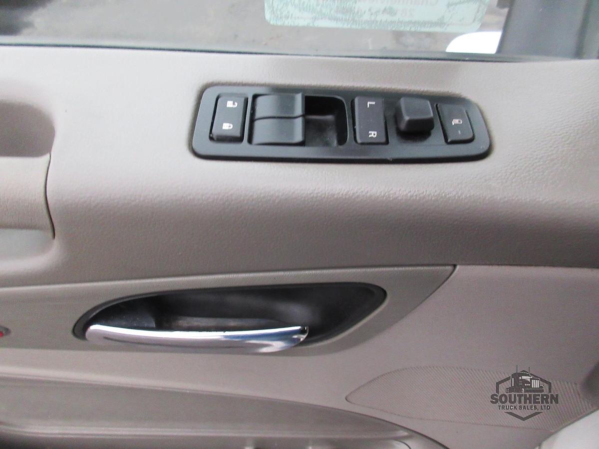 Used 2021 PETERBILT 567