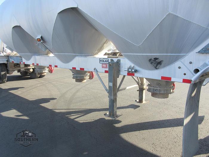 Used 2011 POLAR 41 ft