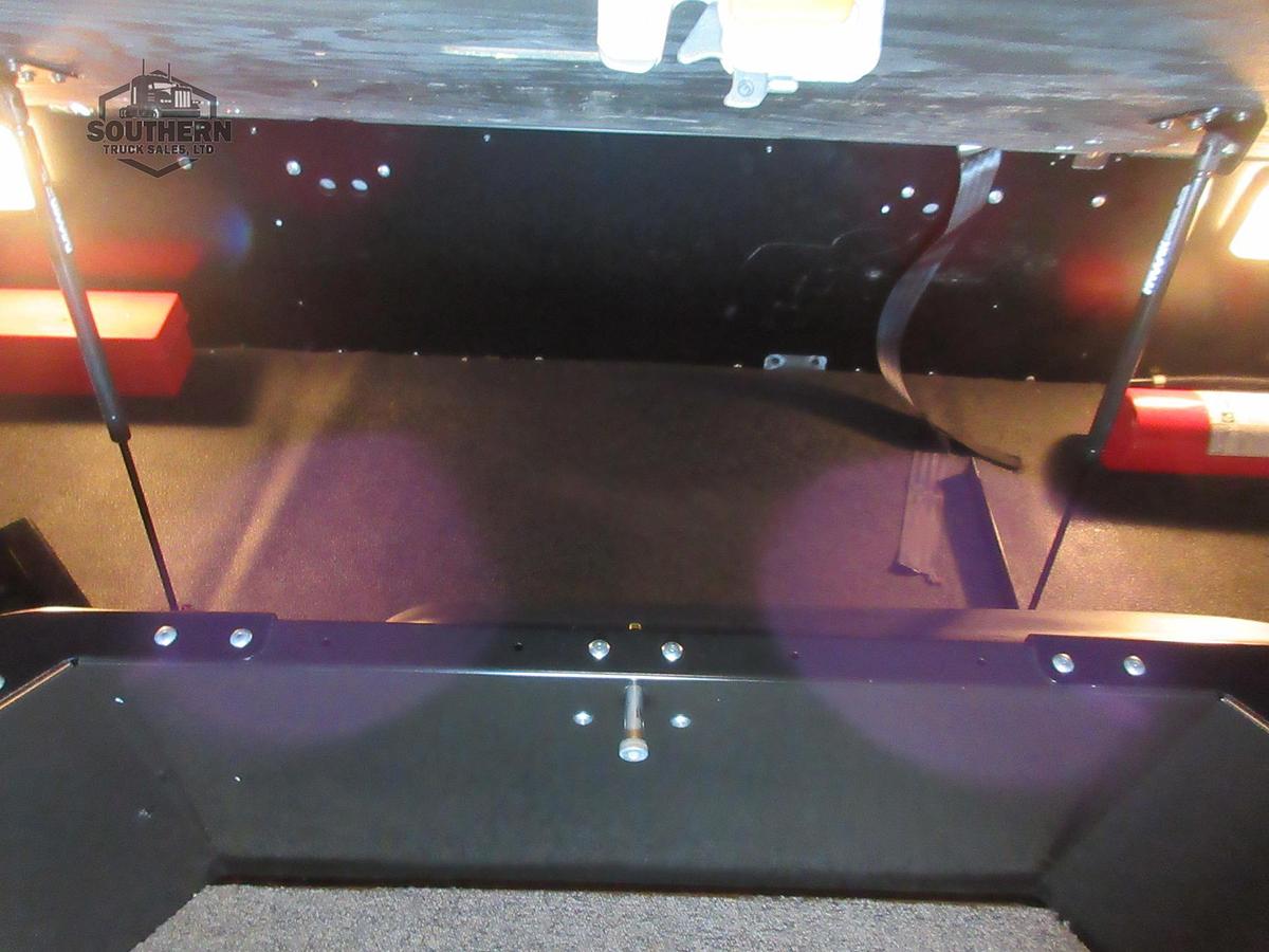 Used 2019 PETERBILT 389