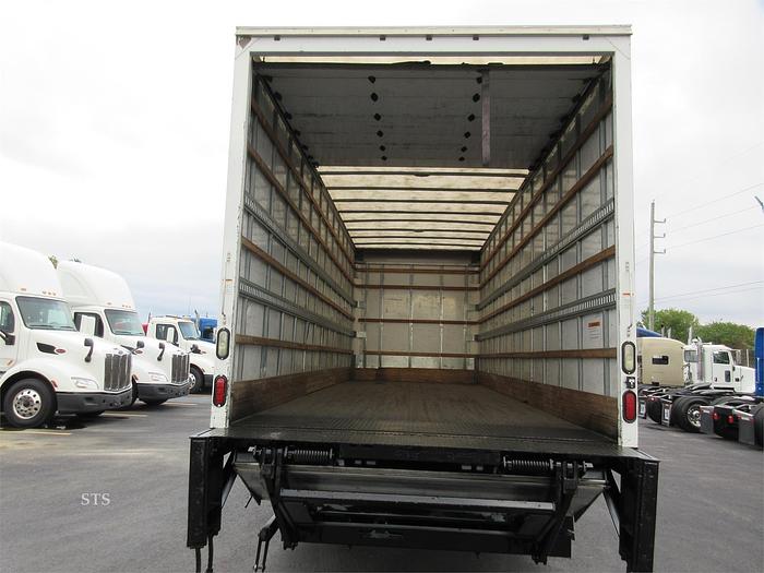 Used 2017 FREIGHTLINER BUSINESS CLASS M2 106