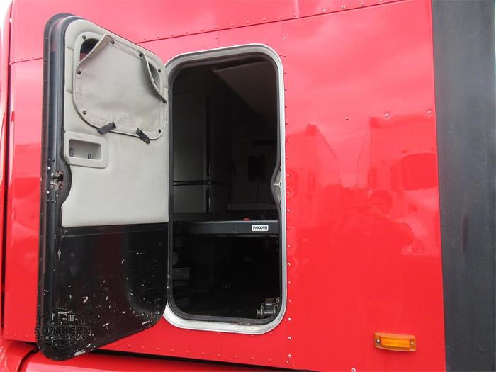 Used 2018 PETERBILT 579