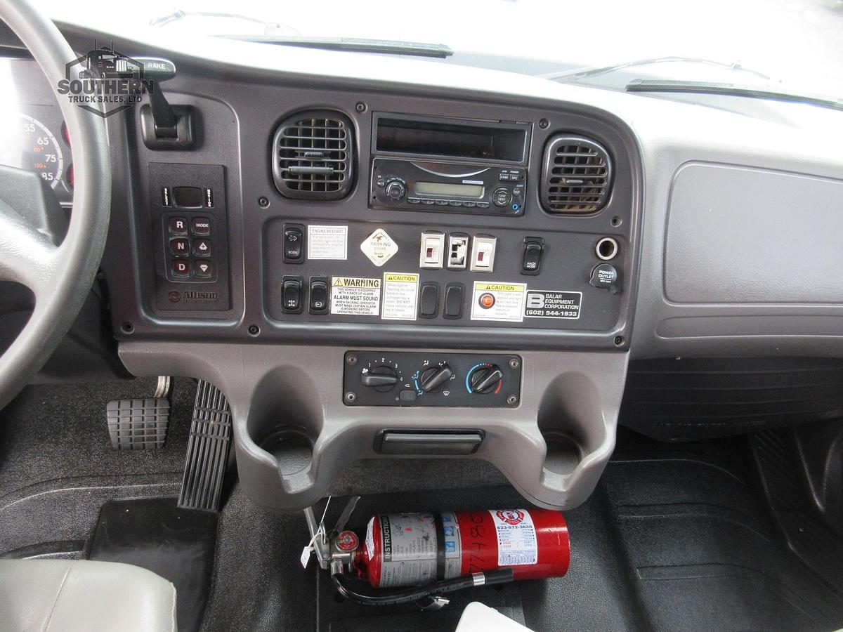 Used 2014 FREIGHTLINER 114SD