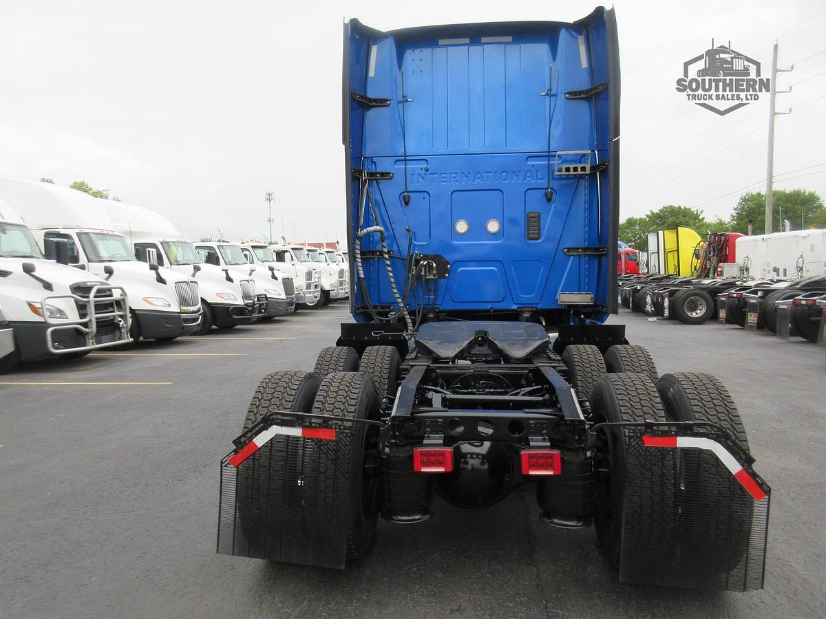 Used 2021 INTERNATIONAL LT