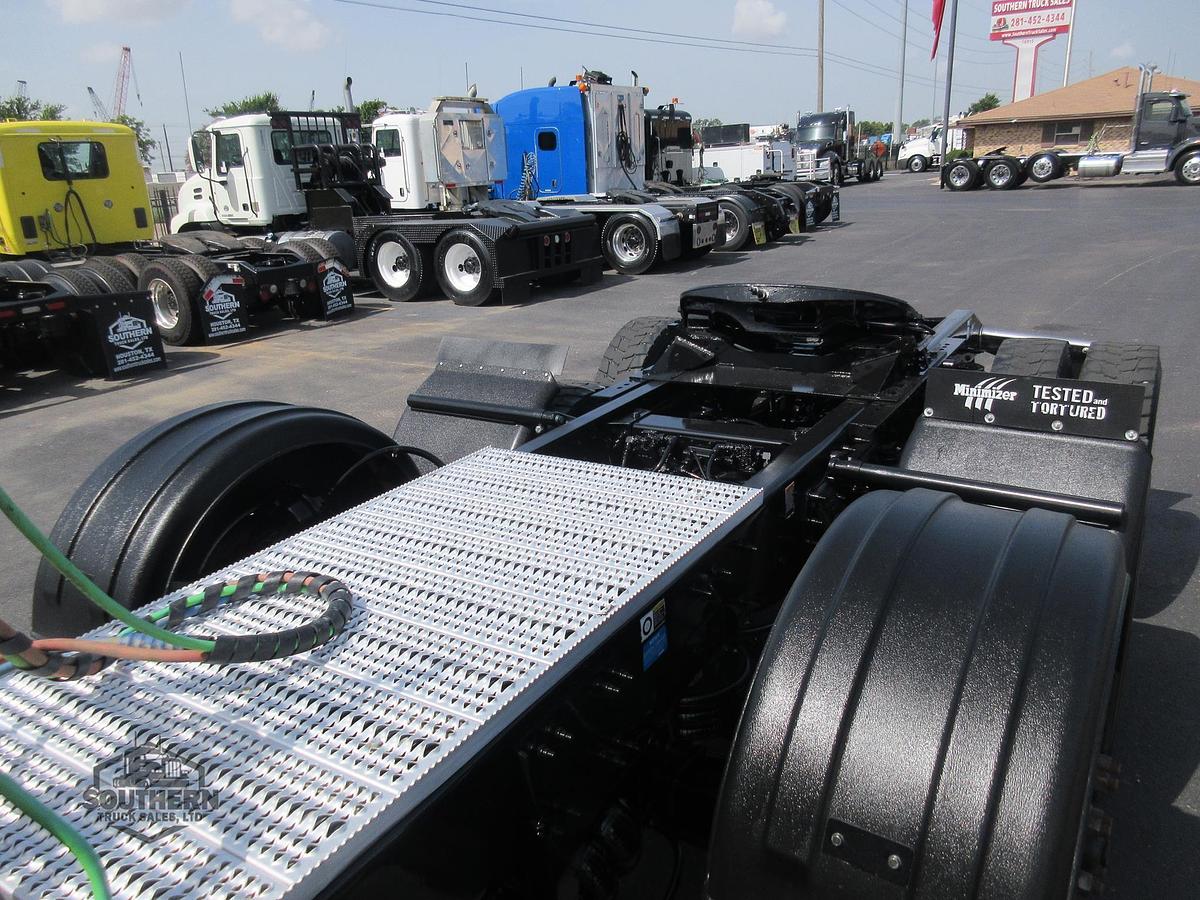 Used 2025 PETERBILT 567