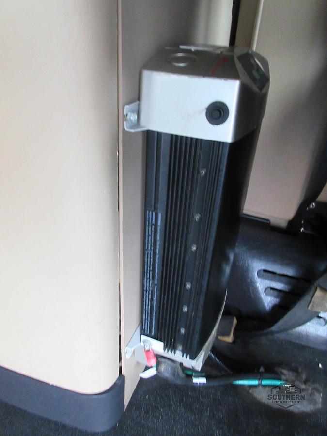 Used 2021 FREIGHTLINER CORONADO 122 SD