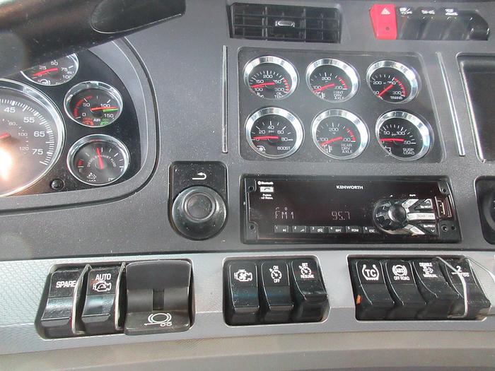 Used 2021 KENWORTH T880