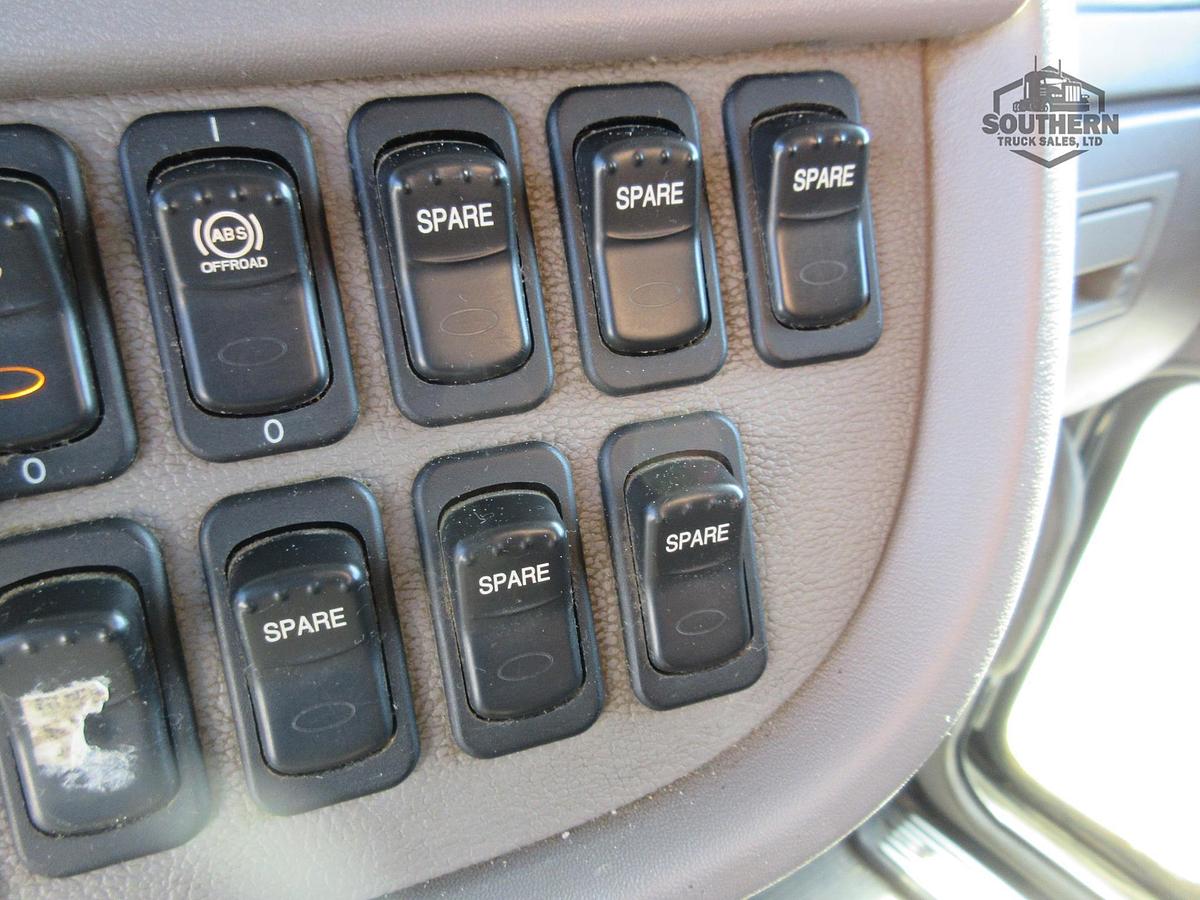 Used 2019 PETERBILT 389