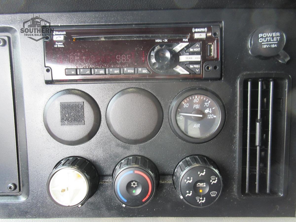 Used 2020 FREIGHTLINER CASCADIA 126