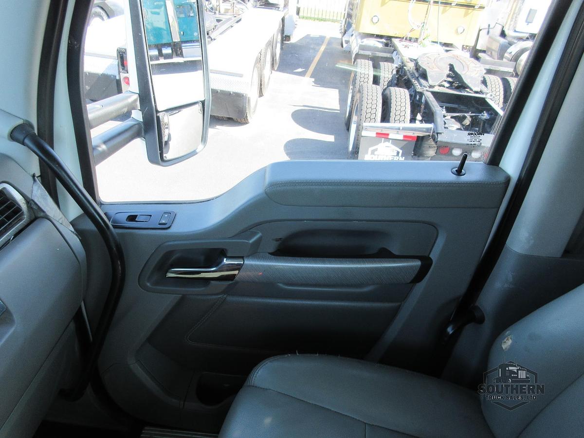Used 2016 KENWORTH T880