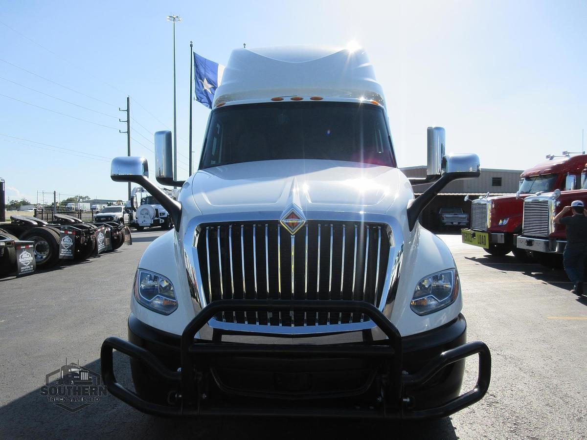 Used 2023 INTERNATIONAL LT