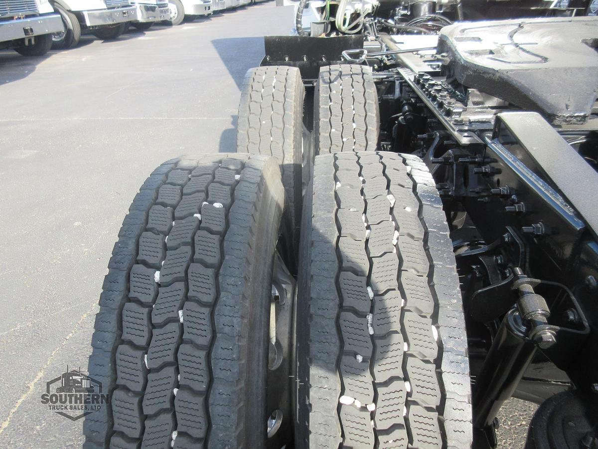 Used 2021 INTERNATIONAL LT