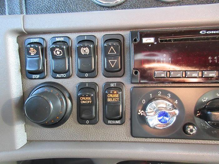 Used 2019 PETERBILT 389