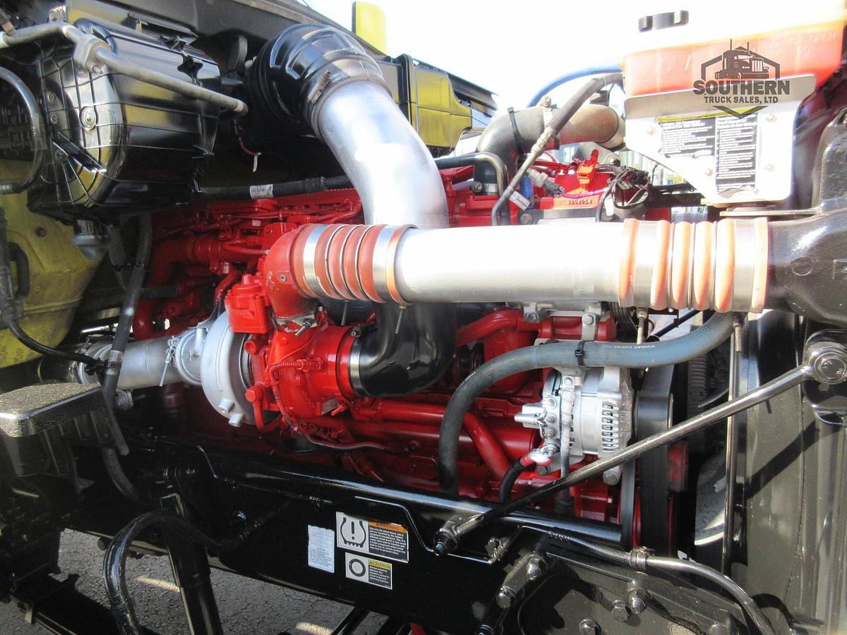 Used 2020 PETERBILT 567